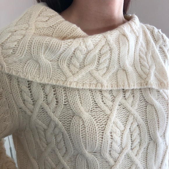 Solddd Outtt - Picture 3 of 4